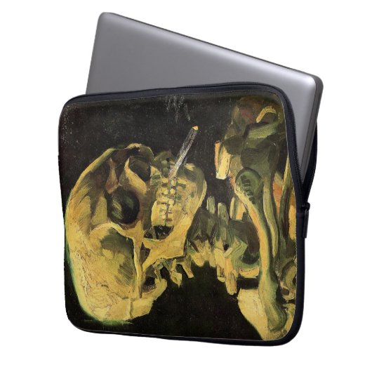 Skull mit brennender Zigarette von Vincent van Gog Laptopschutzhülle (Vorderseite Links)