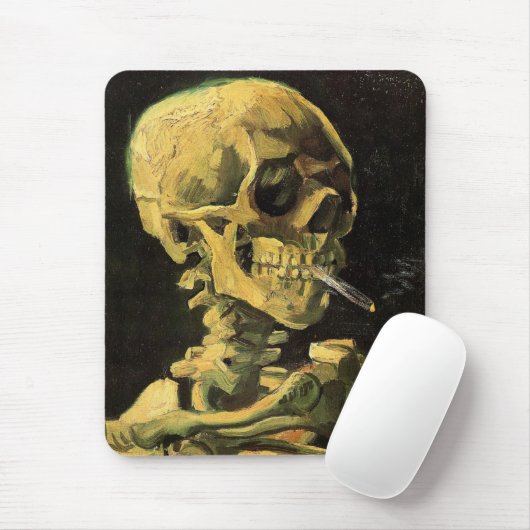 Skull mit brennender Zigarette von Vincent van Gog Mousepad (Mit Mouse)