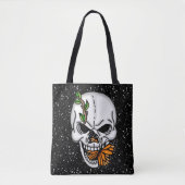 Skull mit Monarch Butterfly Schwarzer Hintergrund Tasche (Vorderseite)