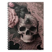 Skull mit rosa Spitzen und weich rosa Blume Notebo Notizblock (Vorderseite)