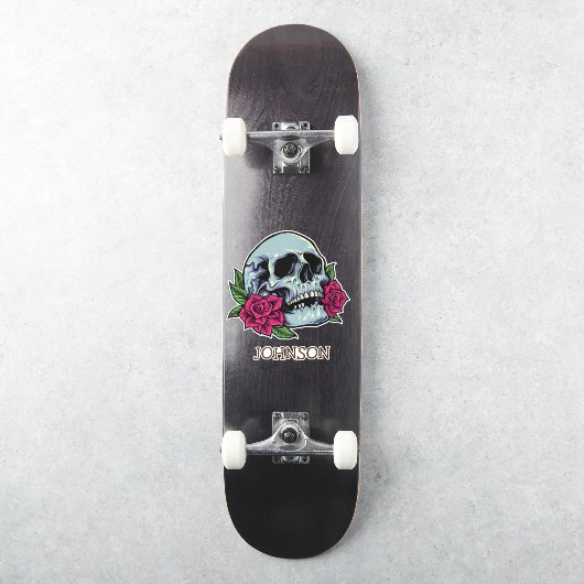 Skull-Rote Rosen Moderne Gotik Aufkleber (Skateboard)