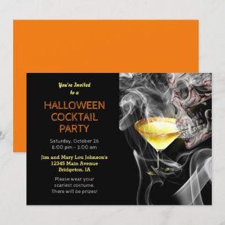 Skull Sipping Martini Halloween Cocktail Party Einladung