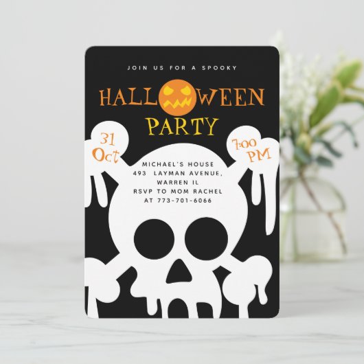 Skull Spooky Halloween Kids Party Einladung (Stehend Vorderseite)