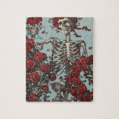 Skull Surrounded by Roses Puzzle (Vertikal)