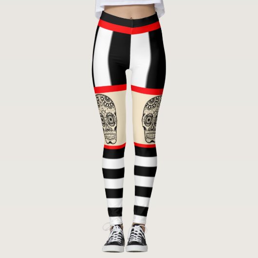 Skull Tattoo Strickte Leggings (Vorderseite)