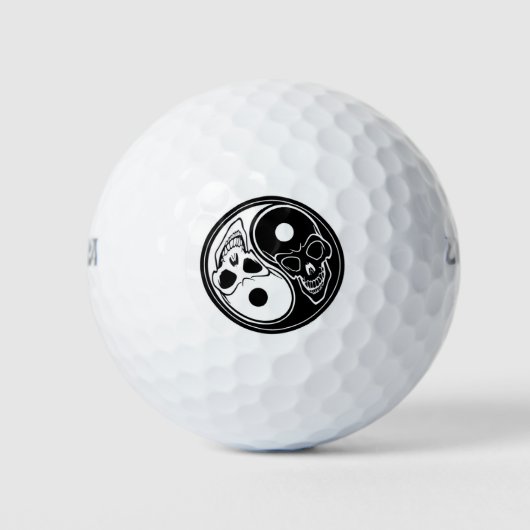 Skull/Wilson Ultra 500 Distance Golf Ball (Vorderseite)