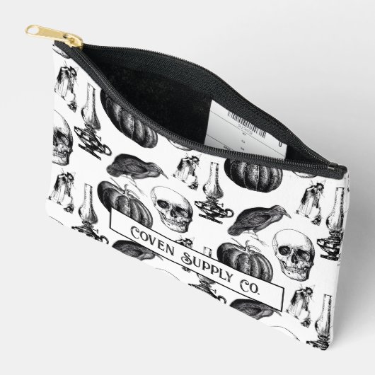 Skull & Witch Zipper Pouch Zubehörtasche (Offen)