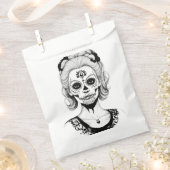 SKULLHEAD FRAU GESCHENKTÜTCHEN (Ausgeschnitten)