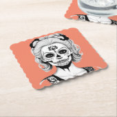 SKULLHEAD FRAU UNTERSETZER (angewinkelt)