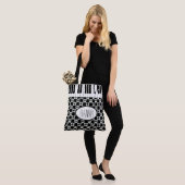 Skulls Crossbones und Piano Keys Tasche (Am Model)