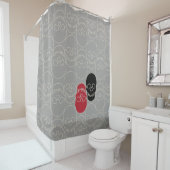 Skulls - Ghost Gray und Bone White Duschvorhang (Beispiel)