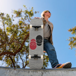 Skulls - Ghost Gray und Bone White Skateboard