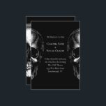 Skulls Gothic Wedding Einladung<br><div class="desc">Mit dieser einzigartigen,  modernen gotischen Schädel-Hochzeitseinladung können Sie Ihre Hochzeitspläne bekannt geben.  Passen Sie die Hintergrundfarbe und die Wörter an,  um sie zu Ihrem eigenen zu machen.</div>