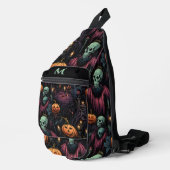 Skulls Pumpkins Black Gothic Crossbody Bag (Rechte Ecke)