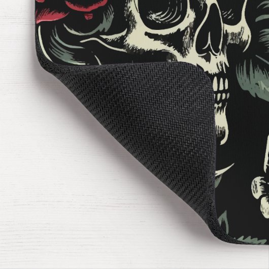 Skulls & Rote Rosen Gothic Floral Mousepad (Ecke)