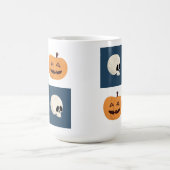 Skulls und Pumpkins Karos Kaffeetasse (Mittel)