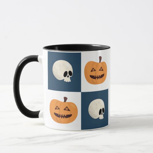 Skulls und Pumpkins Karos Tasse (Links)