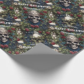 Skulls und Rose Blauer Blumengotik Halloween Geschenkpapier (Ecke)