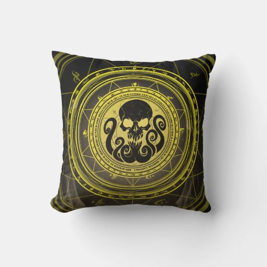Skullthulhu Fearfull Yellow Arcane Kissen (Vorderseite)