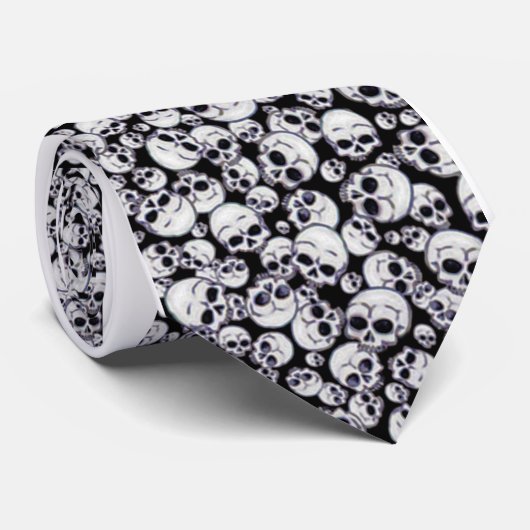 Skully Krawatte (Gerollt)