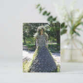 Skulptur der Frau aus Sukkulenten Postkarte (Stehend Vorderseite)