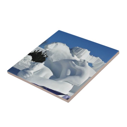 Skulptur des Polarbärensschnees, Quebec, Kanada Fliese (Seite)