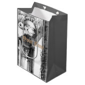 Skulptur Schloss Stift Kunst, Dichtung und Musik Mittlere Geschenktüte (Vorderseite Schrägansicht)