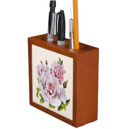 Skulpturale Rose auf einem Schreibtisch Stifthalter