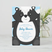 Skunk Baby Shower Blue Einladung (Stehend Vorderseite)