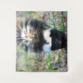 Skunk Black and White Wandteppich (Vorderseite)