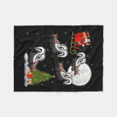 Skunk Santa Sleigh Flying Funny Magical Christmas Fleecedecke (Vorderseite (Horizontal))