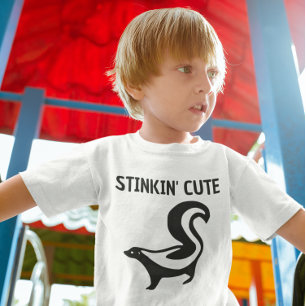 SKUNK STINKEN NIEDLICHER TODDLER PUN T - SHIRT
