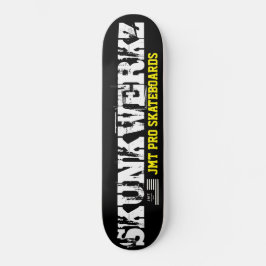 SKUNKWERKZ Skateboard