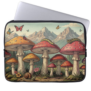 Skurrile Pilze und Berggipfel Laptopschutzhülle