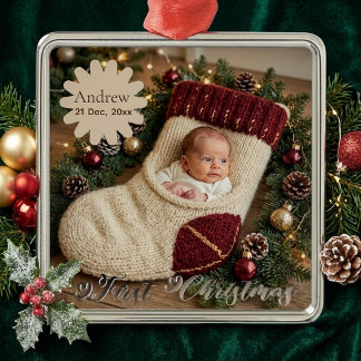 Skurriles Foto vom ersten Weihnachten des Babys in Ornament Aus Metall