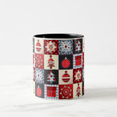 Skurriles Gingham-Weihnachts-Patchwork-Muster Zweifarbige Tasse (Mittel)