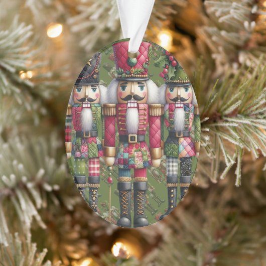 Skurriles Patchwork-Weihnachts-Nussknacker-Trio Ornament (Baum)