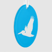 Sky Blue and White Flying Pelican Ornament (Vorderseite)