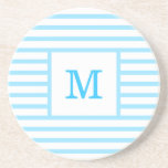 Sky Blue and White Stripes Custom Monogram Getränkeuntersetzer<br><div class="desc">Holen Sie sich einen niedlichen,  modernen Sky Baby Blue und White Stripped Untersetzer mit Ihrem eigenen Monogramm-Namen oder Initialen,  zu Ihrer gemütlichen Zuhause oder Ihrem Büro! Aus Sandstein gemacht. Passen Sie es mit Ihrem Lieblings-Schriftart und Farbe,  um es zu Ihrem einen und nur glücklichen Untersetzer!</div>