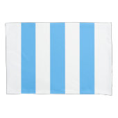 Sky Blue and White Vertikal Streifen Kissenbezug (Vorderseite)