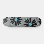 Sky Blue Floral Dotal Stamm Daisy Tattoo Muster Skateboard (Horizontal)