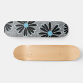 Sky Blue Floral Dotal Stamm Daisy Tattoo Muster Skateboard (Horizontal)