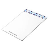 Sky Blue, Navy, White Large Zickzack ZigZag Muster Notizblock (angewinkelt)