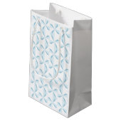 Sky Blue Pinwheels Kleine Geschenktüte (Rückseite Schrägansicht)