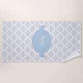 Sky Blue Quatrefoil Personalisiert Beach Handtuch (Vorderseite)