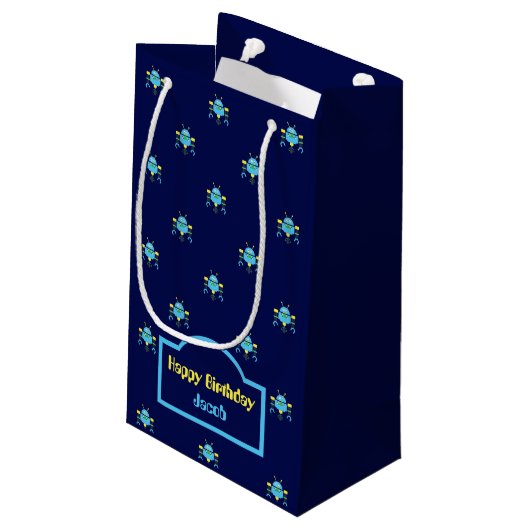 Sky Blue Robot Pattern Navy Blue Gift Bag Kleine Geschenktüte (Rückseite Schrägansicht)