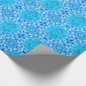 Sky Blue und Cobalt Batik Mandala Muster Geschenkpapier (Ecke)