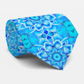 Sky Blue und Cobalt Batik Mandala Muster Krawatte (Gerollt)