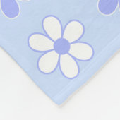 Sky Blue & White Blume auf Light Blue Fleecedecke (Ecke)