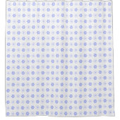 Sky Blue & White Blume auf White Duschvorhang (Vorderseite)